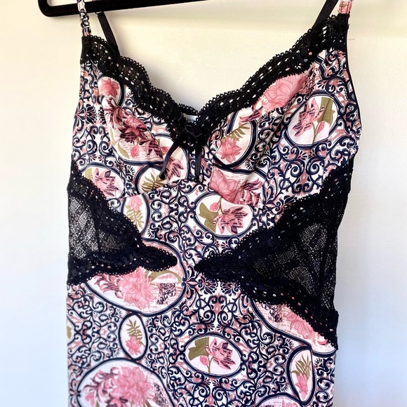 Black & Pink Floral and Lace Slip - Picture 2 of 10